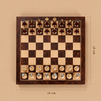 Cabinet Chess Walnut dimensions, 38 by 38 cm board seen from above